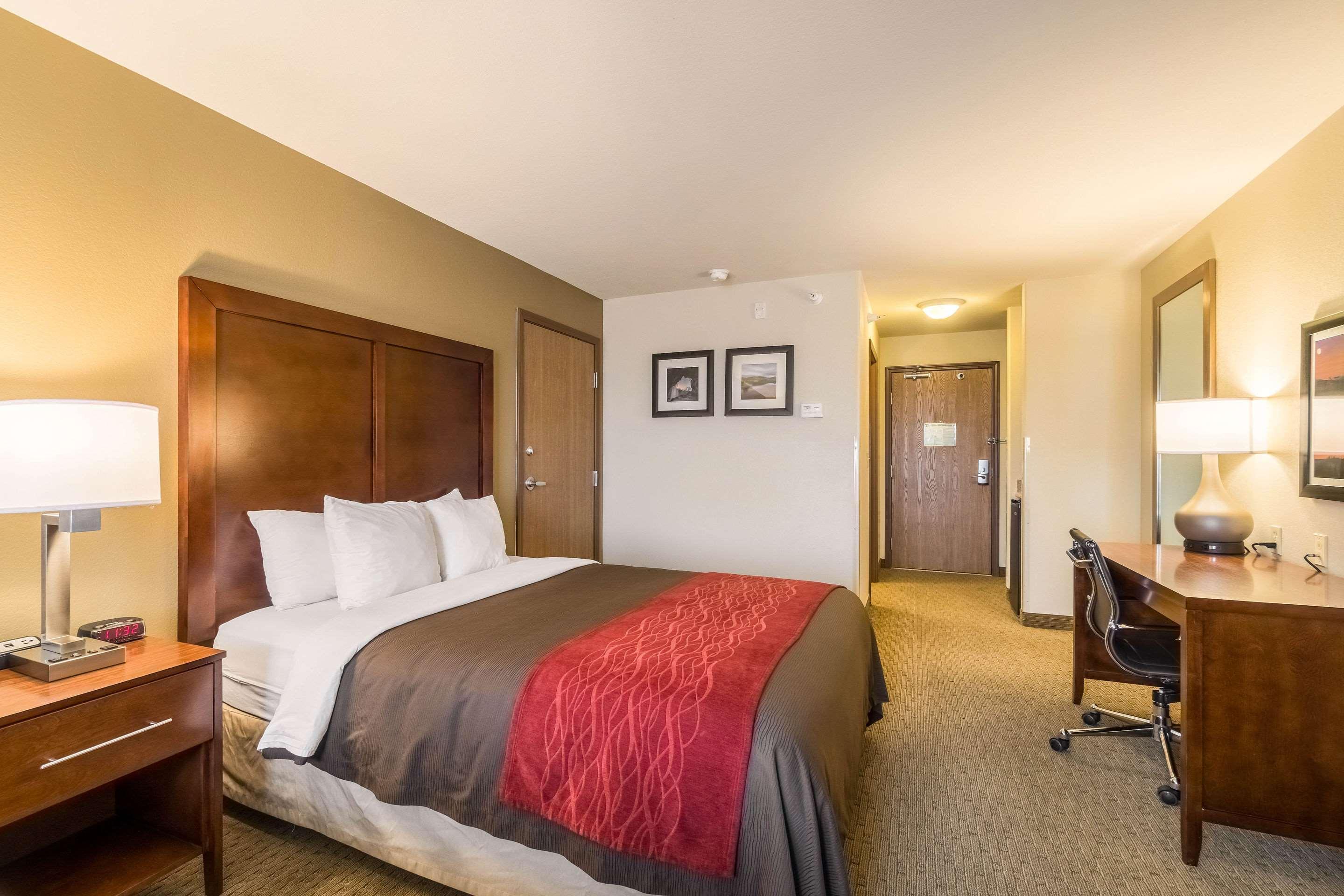 Comfort Inn & Suites Rifle Bagian luar foto