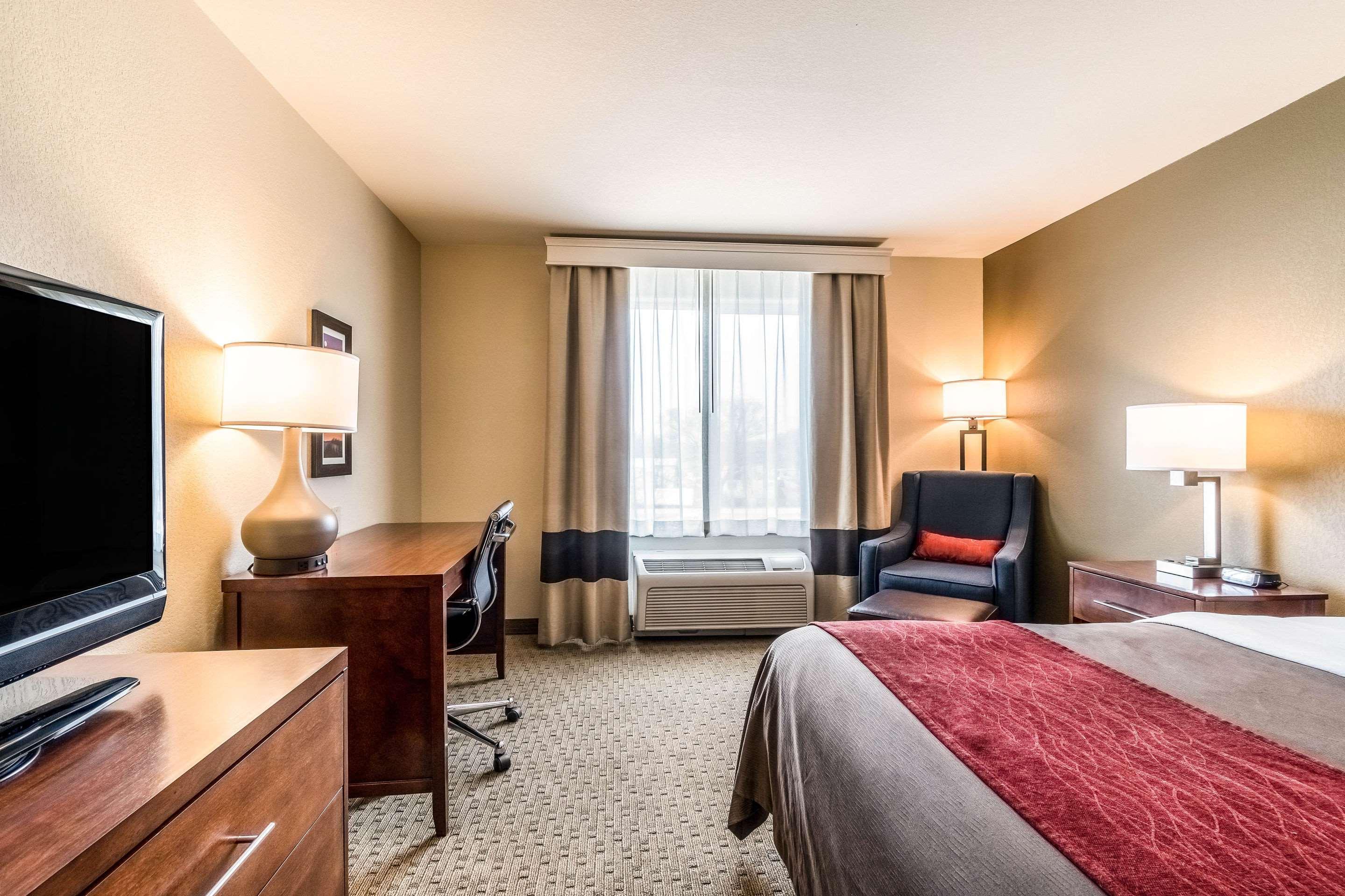 Comfort Inn & Suites Rifle Bagian luar foto