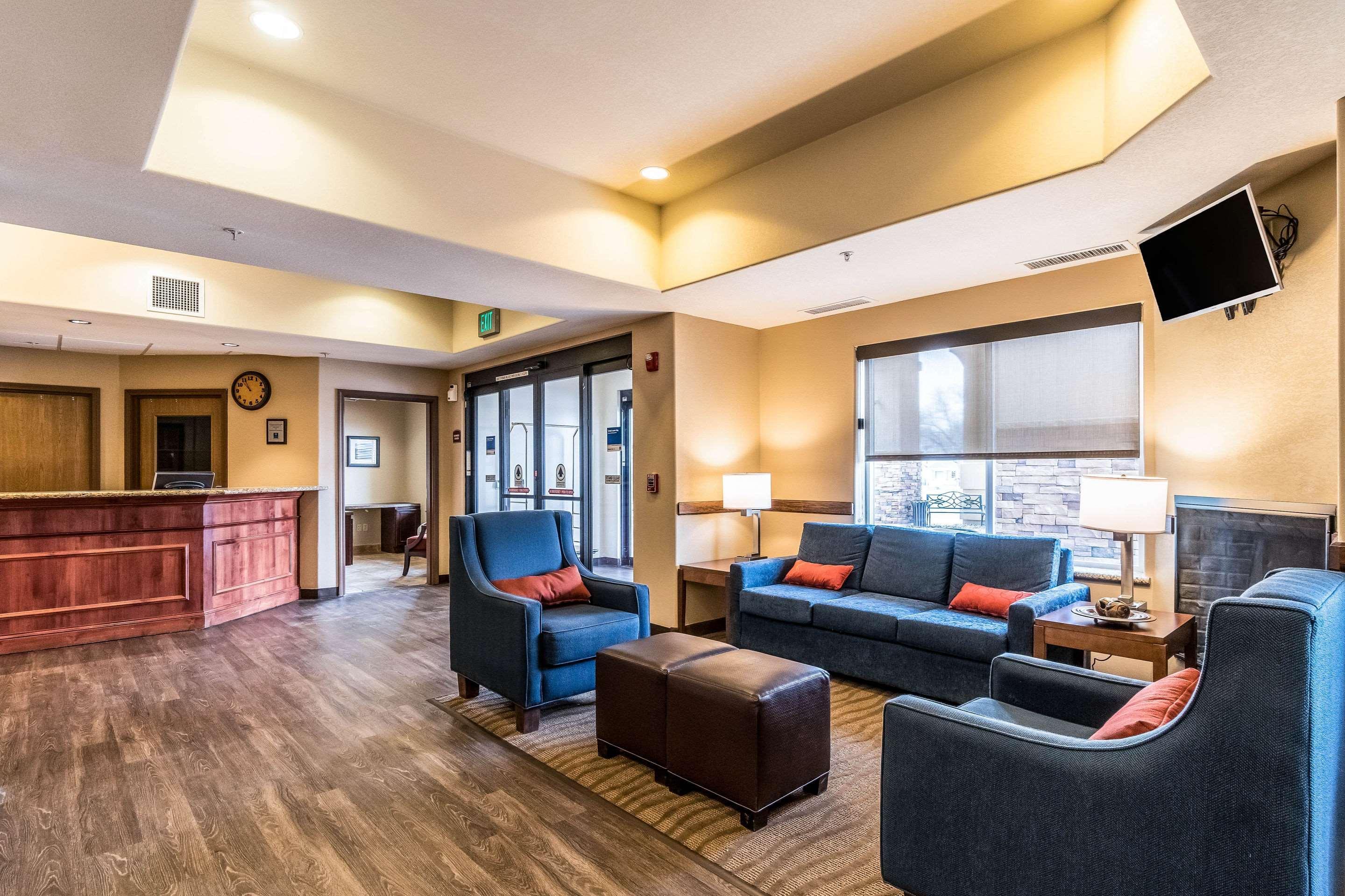 Comfort Inn & Suites Rifle Bagian luar foto
