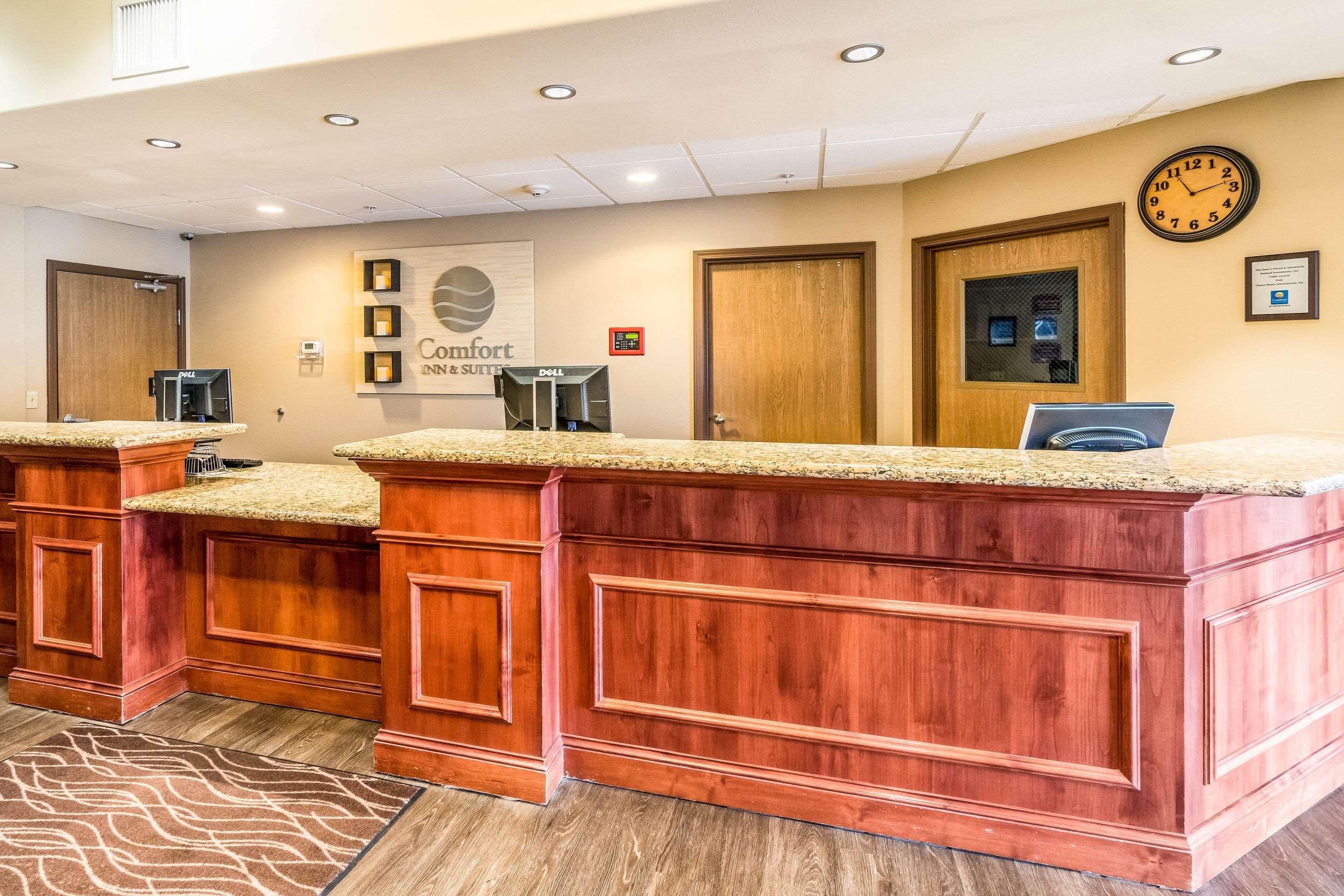 Comfort Inn & Suites Rifle Bagian luar foto