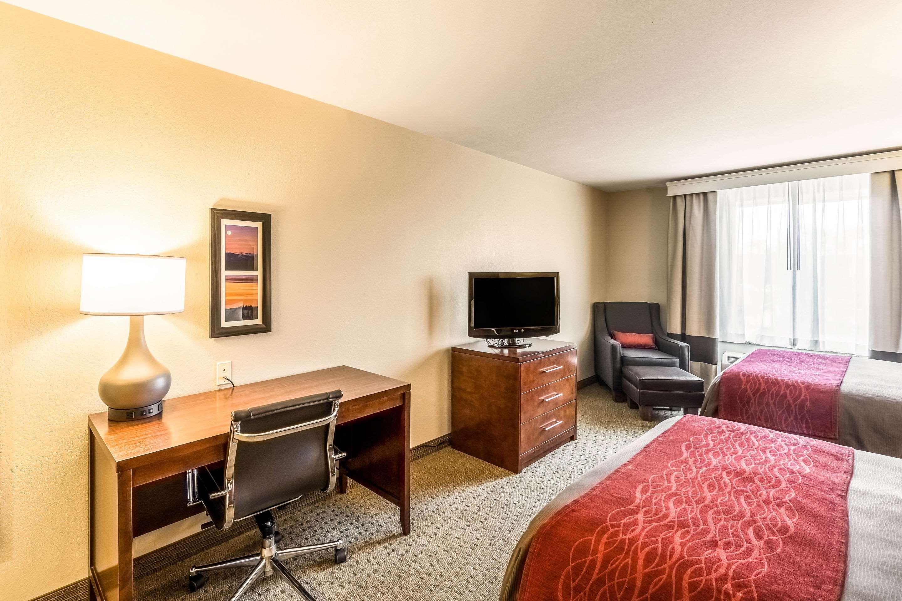 Comfort Inn & Suites Rifle Bagian luar foto