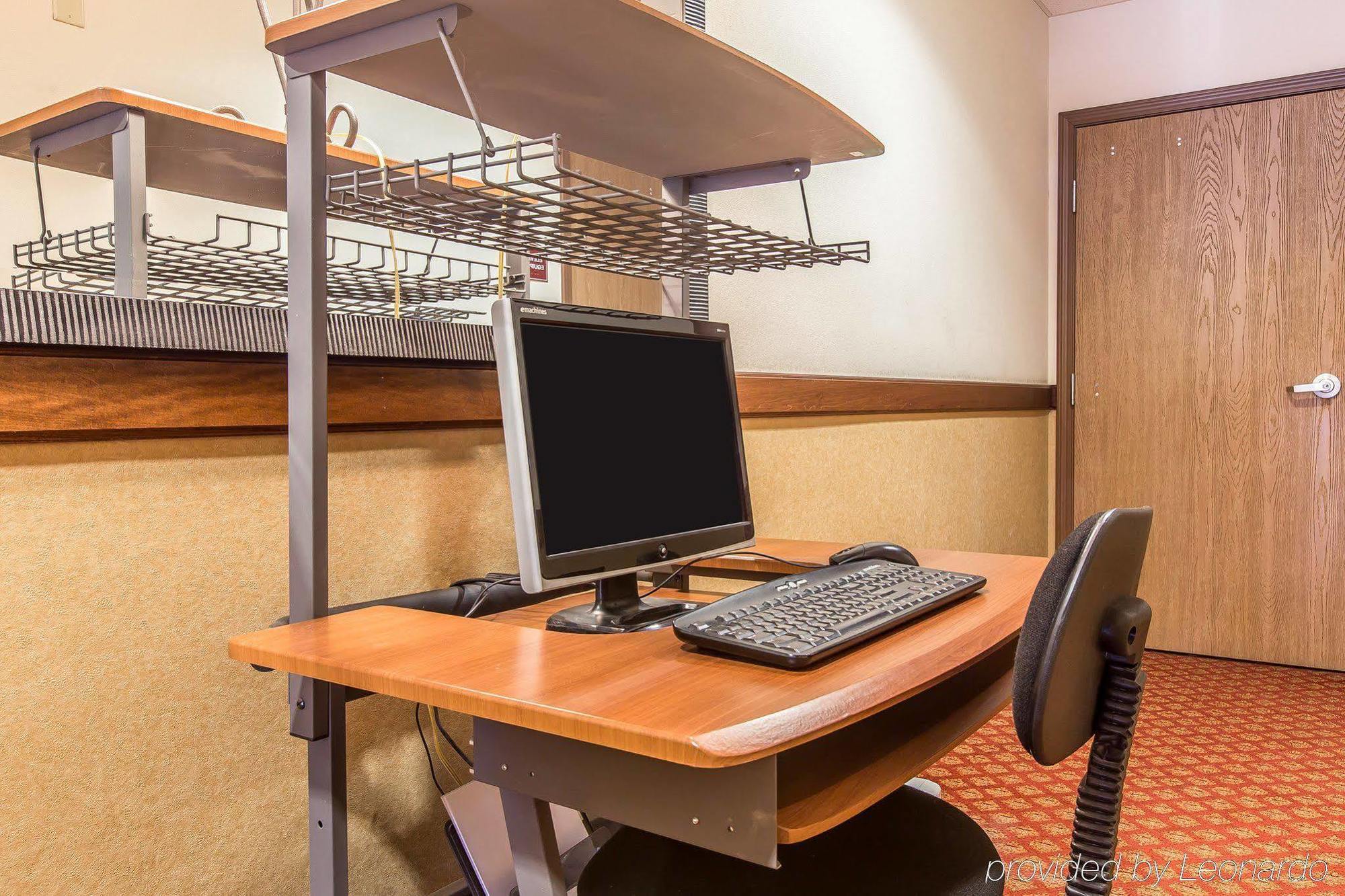 Comfort Inn & Suites Rifle Bagian luar foto