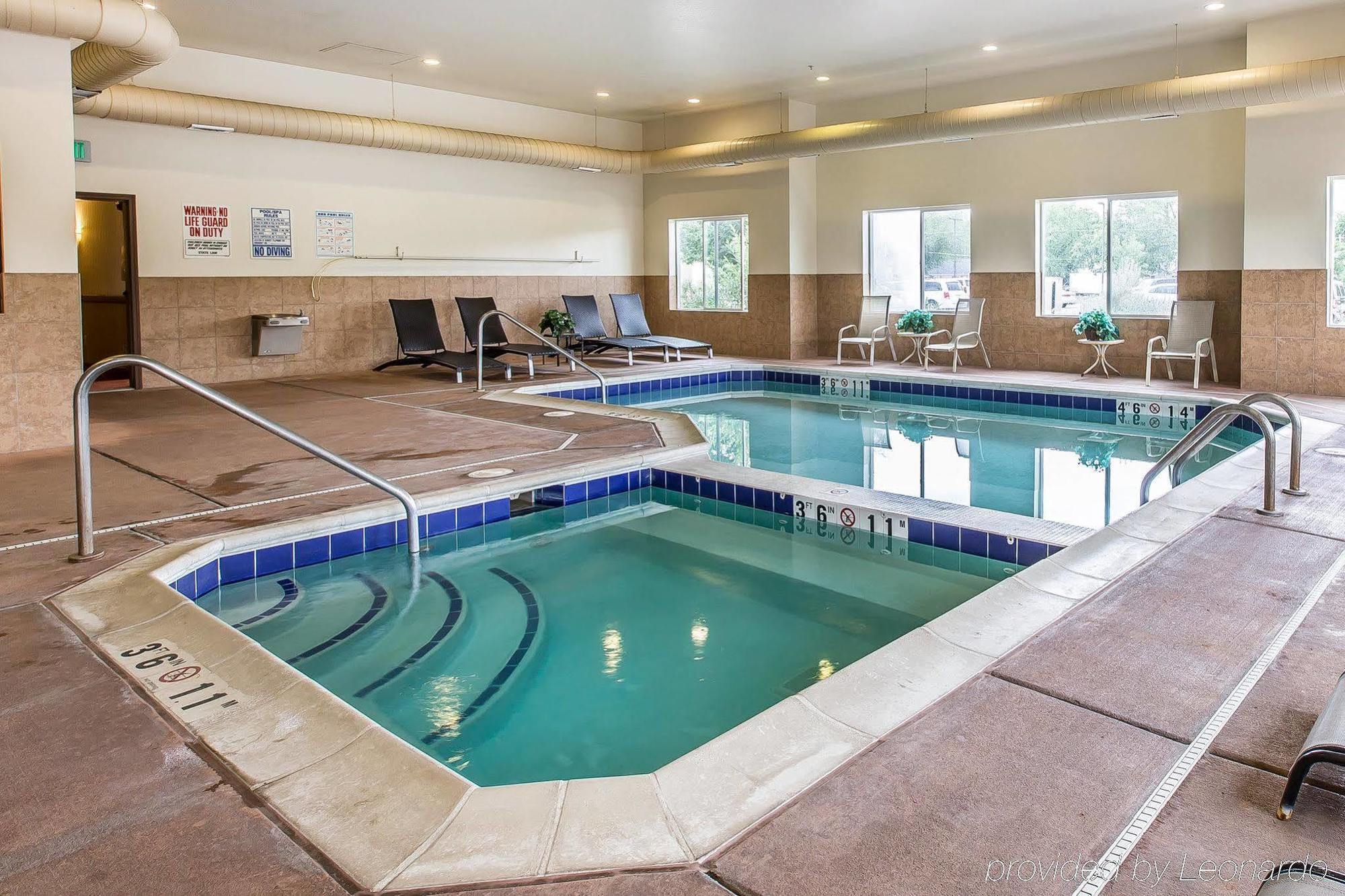 Comfort Inn & Suites Rifle Bagian luar foto