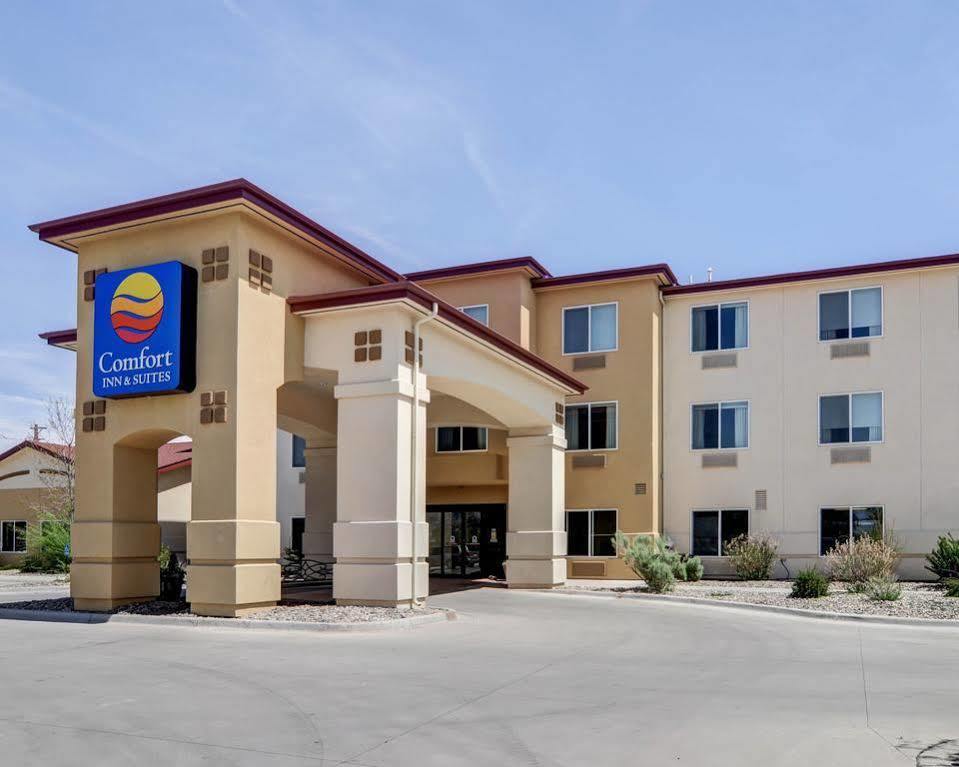 Comfort Inn & Suites Rifle Bagian luar foto